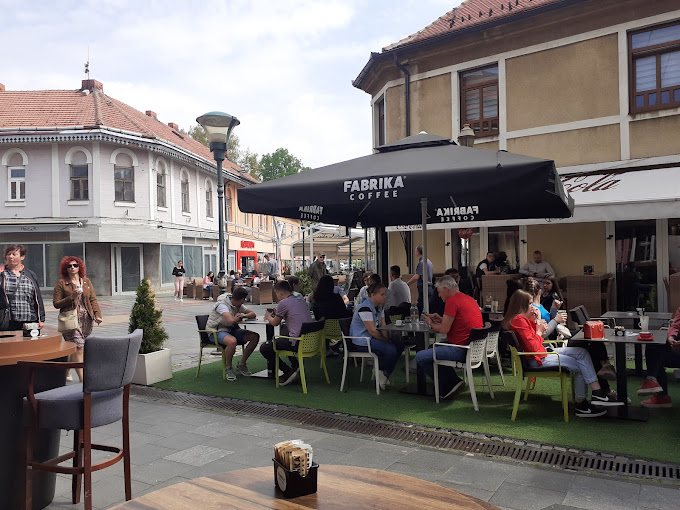 CAFFE BAR FABRIKA COFFE